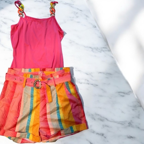 Shorts Set - Picture 3 of 5